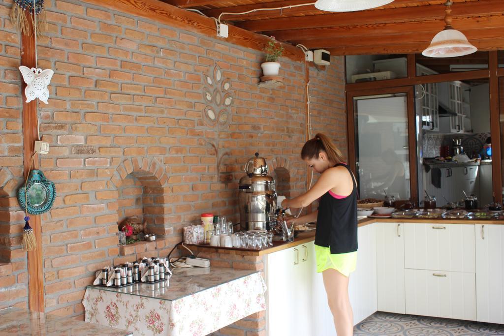 Ilyada Hotel Bozcaada Island ภายนอก รูปภาพ